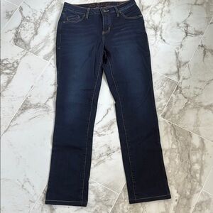 🥰JAG Mid rise straight leg jeans. Size 6